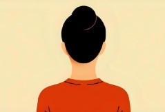 女性の後ろ姿